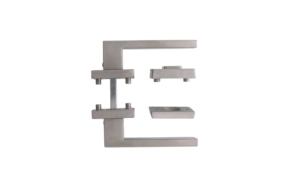 Intersteel - Set achterdeurbeslag Amsterdam op vierkante massieve rozet SKG*** met kerntrekbeveiliging rvs geborsteld