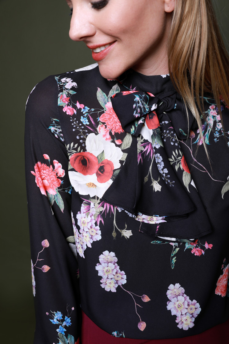 SUZY FLOWER BLOESJE ZWART