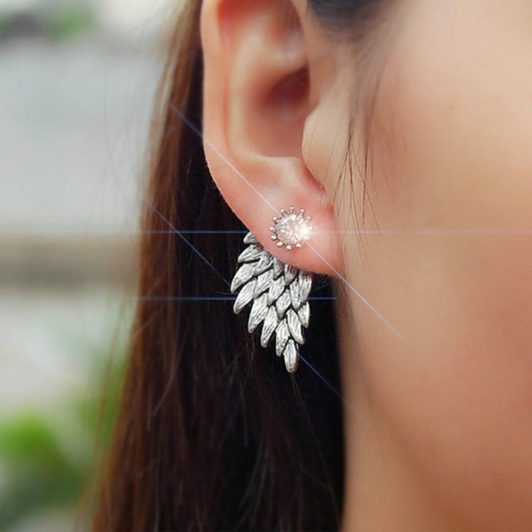 NOA EARRINGS