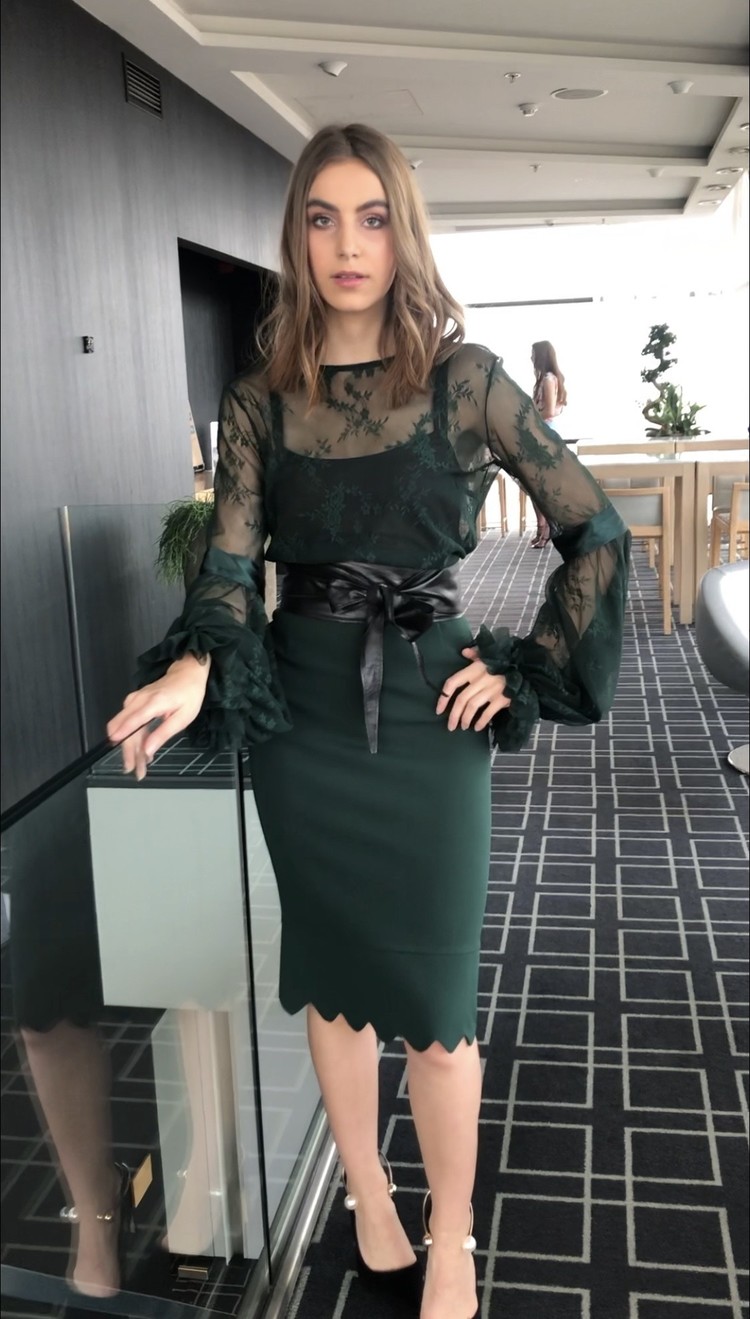 STEFY KANT BLOESJE DONKER GROEN