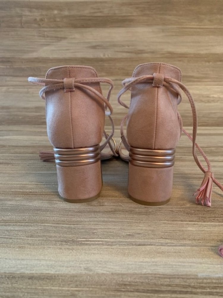 LENKA HEELED SANDALS ROZE