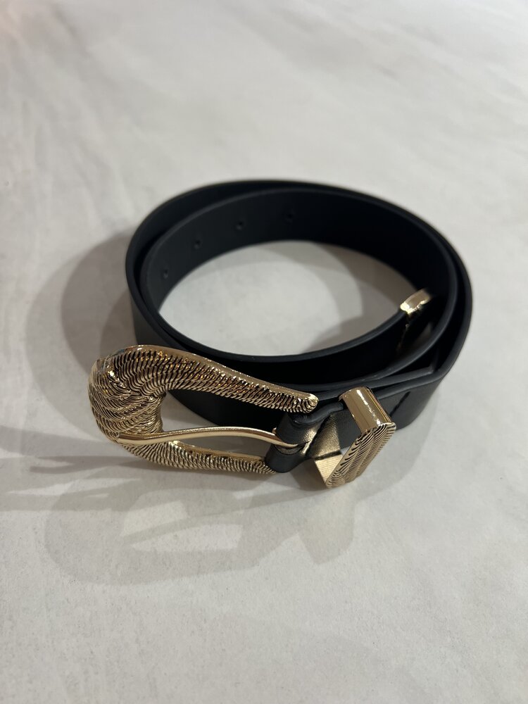 LIZZ BELT BLACK