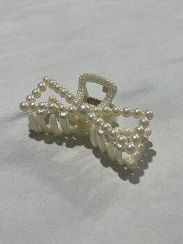 PEARL HAIRCLIP