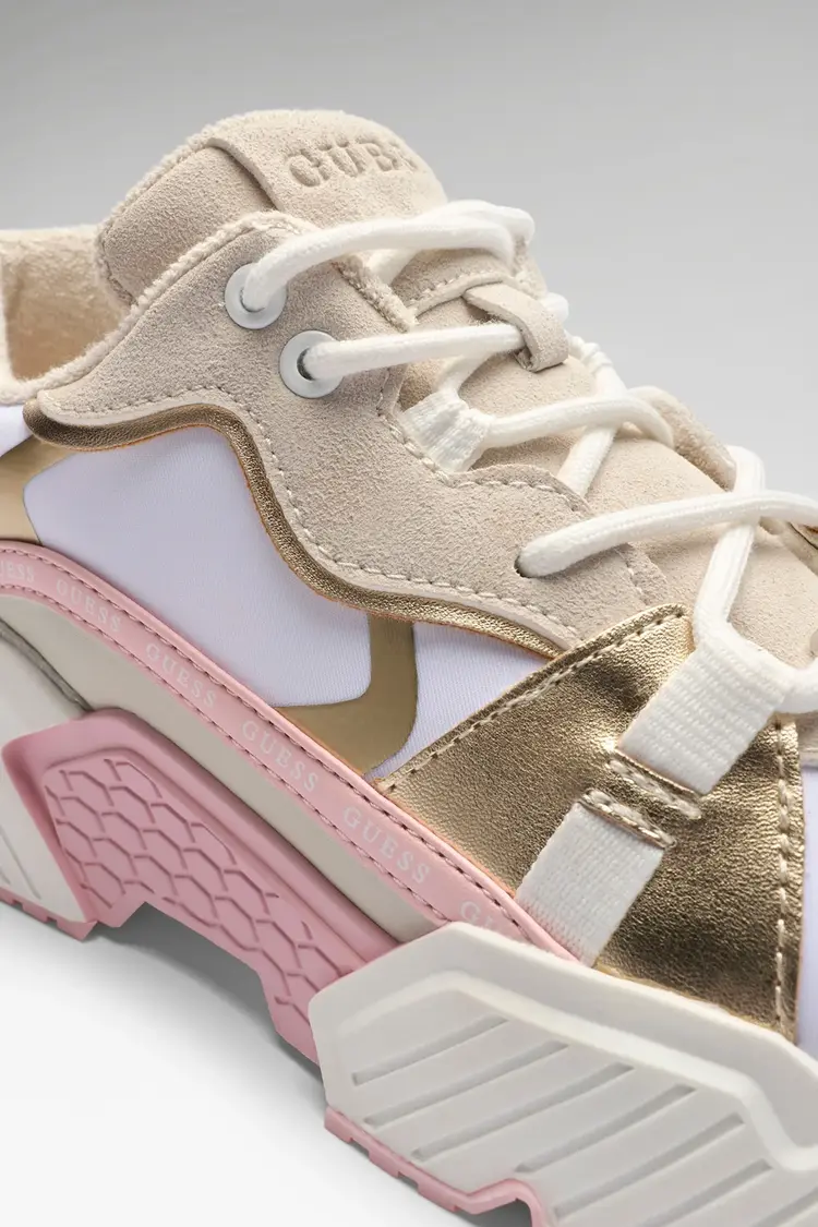 GUESS GUESS SNEAKERS -CIESTA ROZE