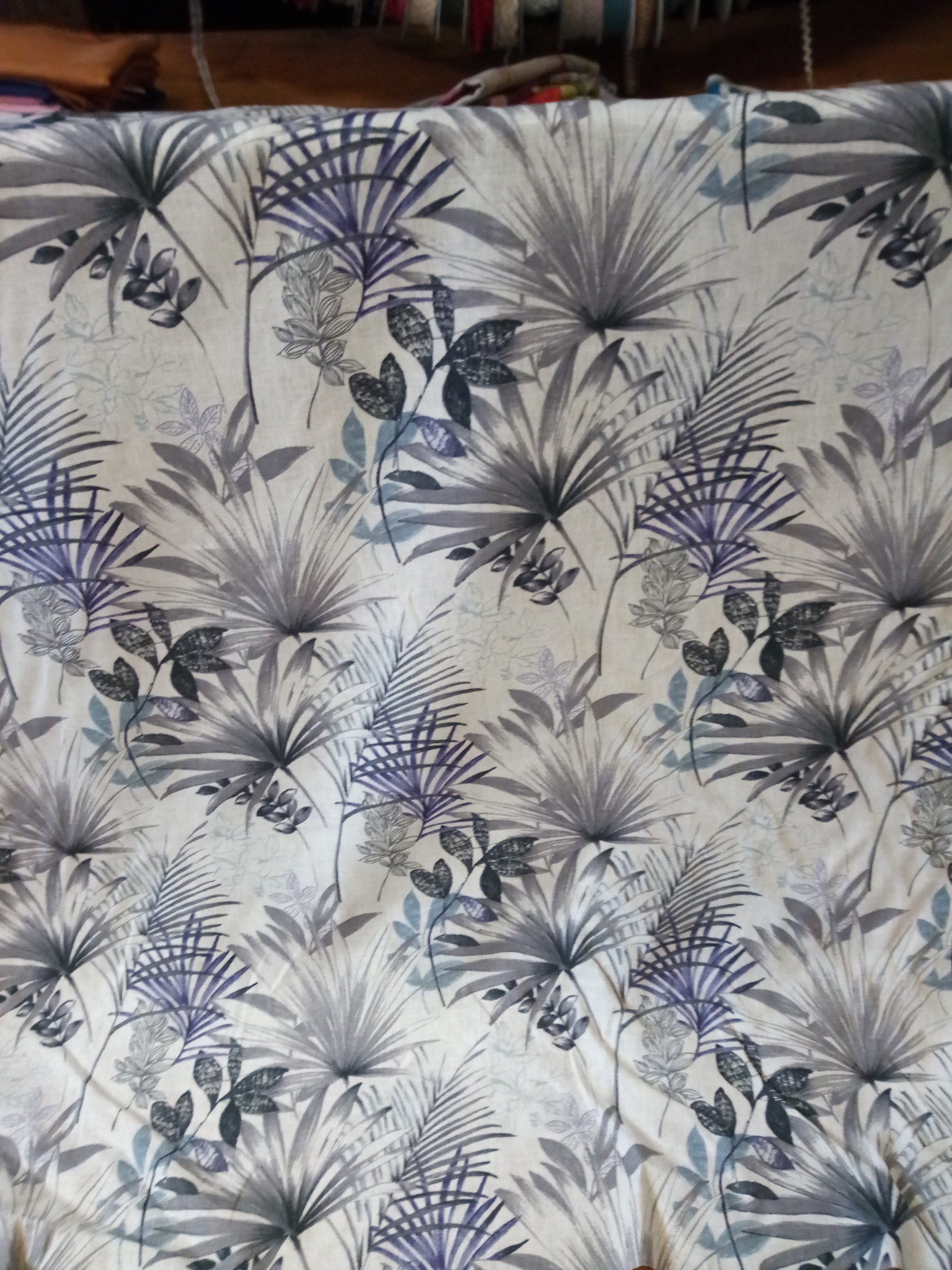 linen fabric "purple palm tree