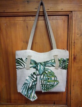 Le grenier du lin Handbag in linen knot palm tree motif.