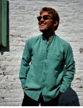 Long sleeved shirt with green officer collar