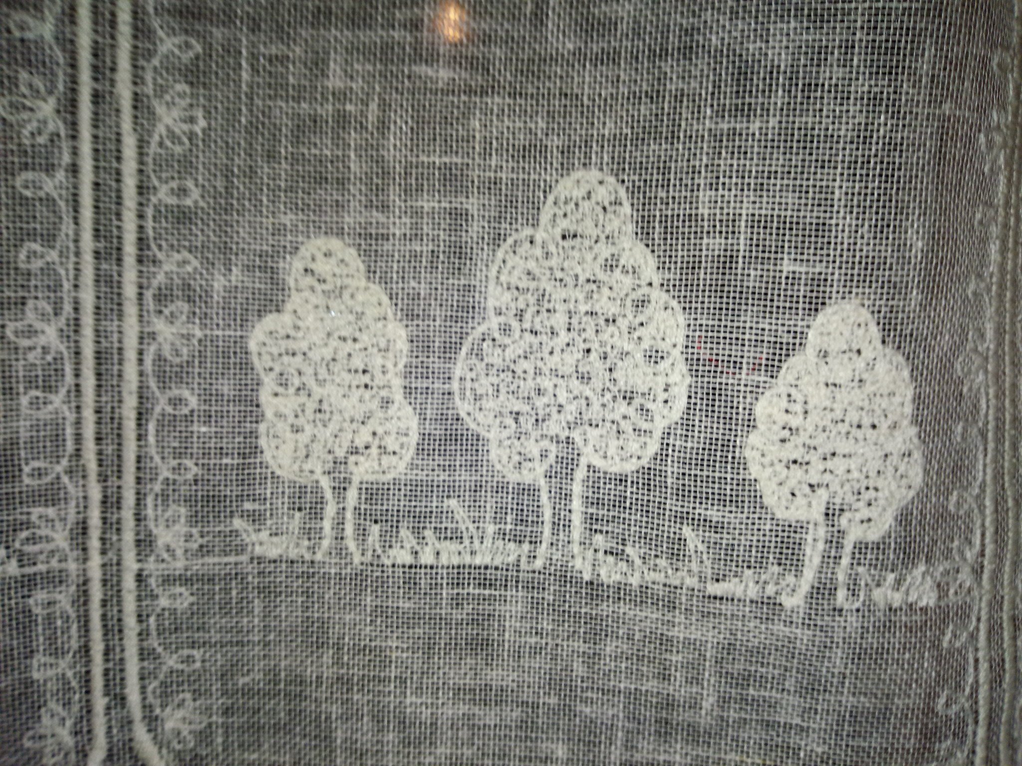 curtain with embroidered trees 60 cm high