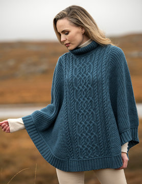 aran craft Poncho Brosna R4906