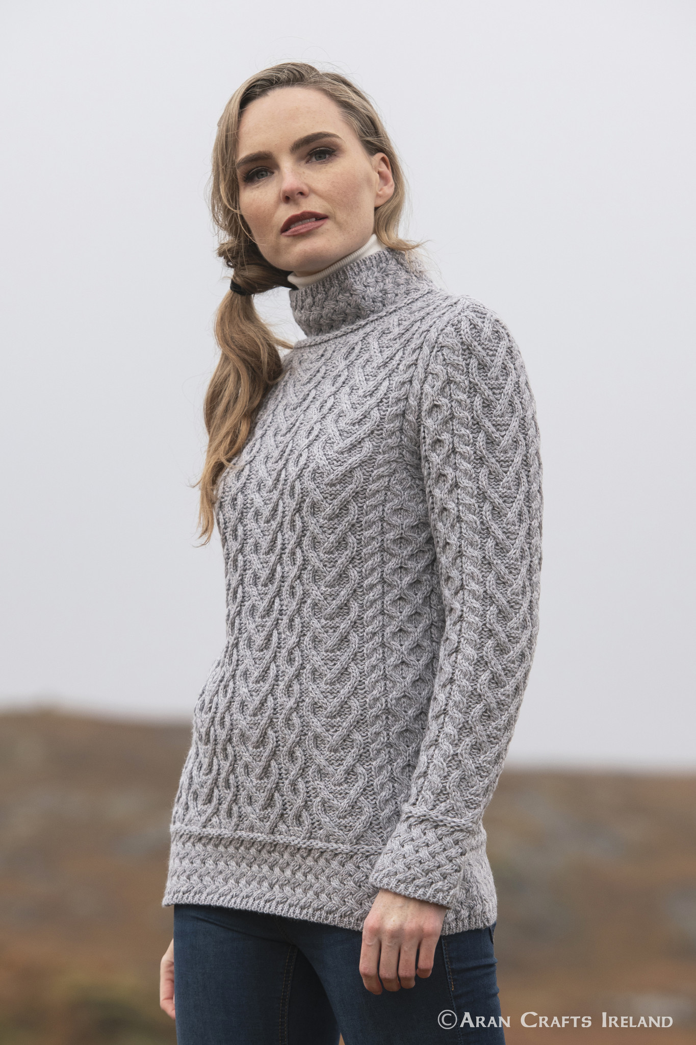 aran craft High collar jumper THE HEARTS C4767