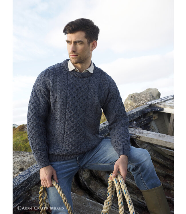 aran craft "INIS MOR / C1347" Ronde hals Ierse trui
