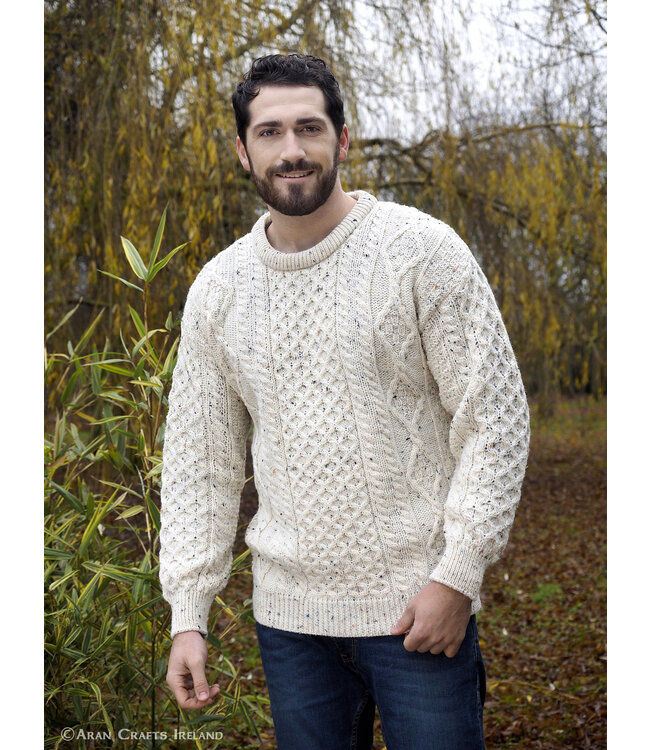 aran craft "INIS MOR / C1347" Ronde hals Ierse trui
