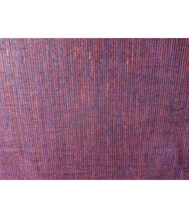 Rood en blauw gestreepte linnen stof