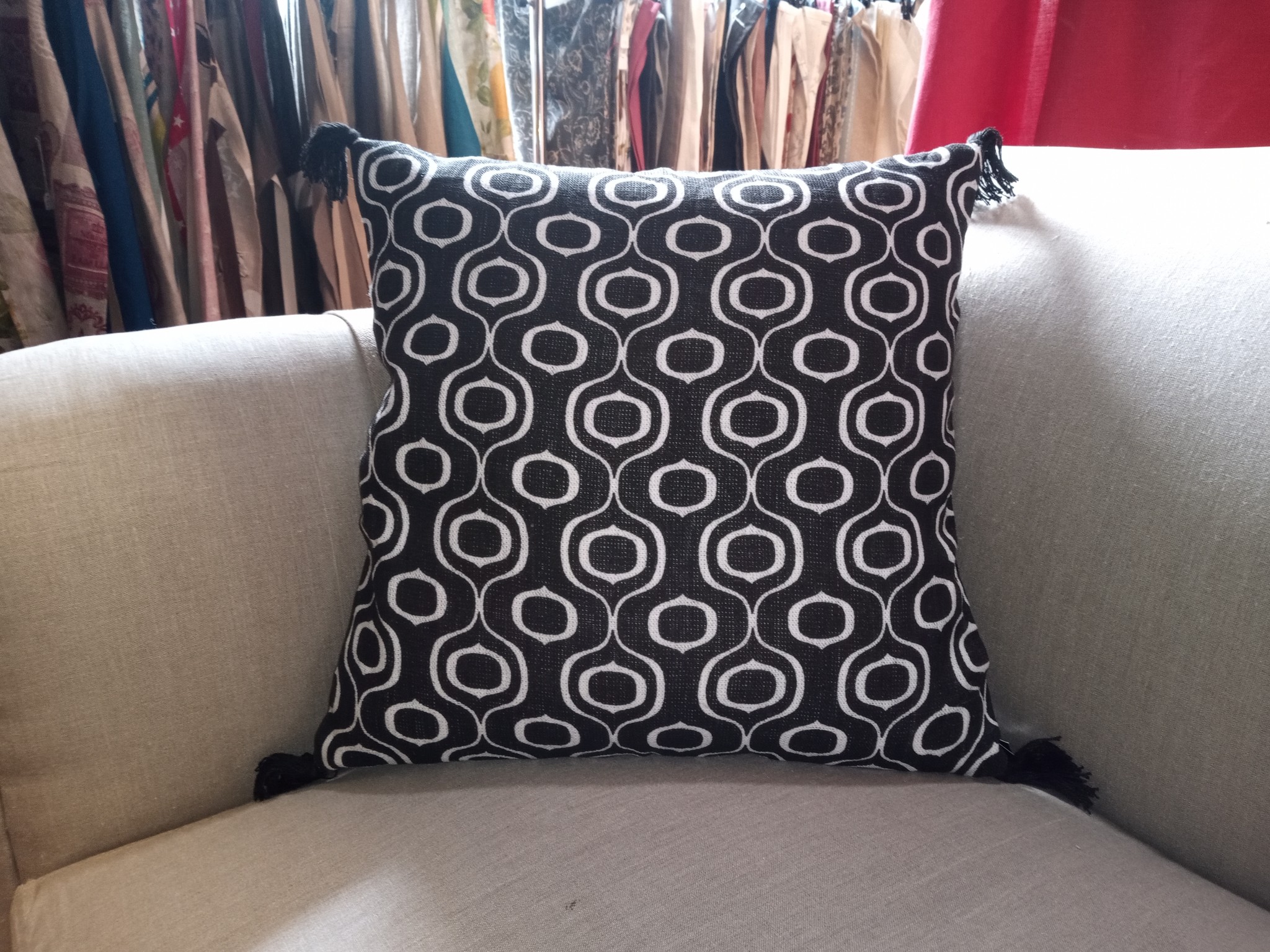 UBUD square cushion