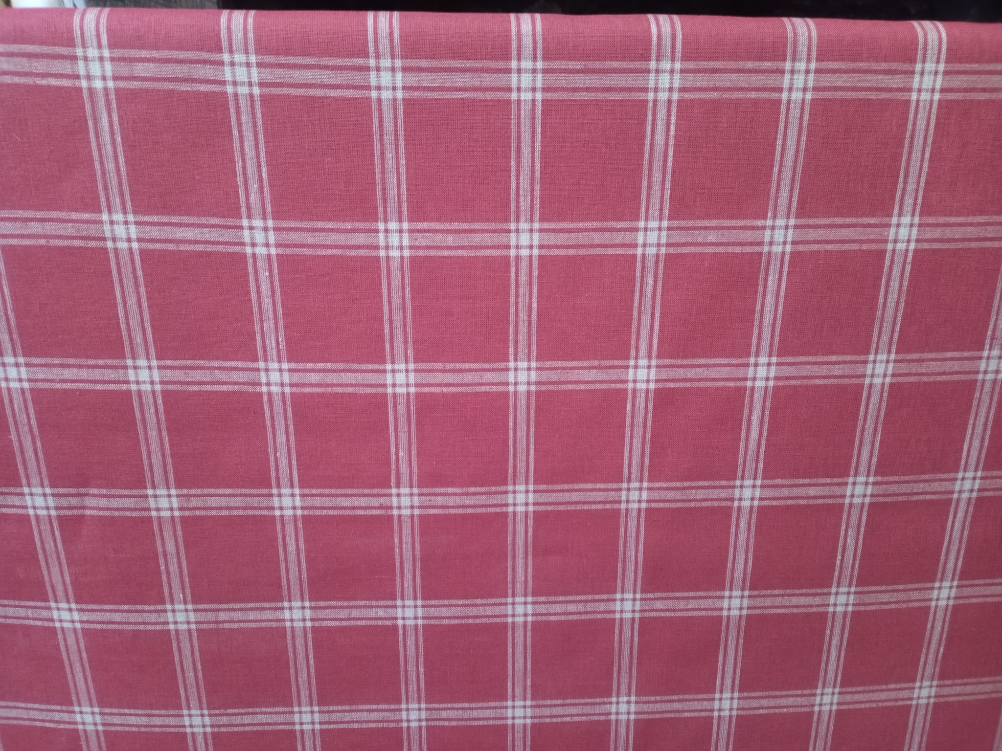 Linen fabric large red checks