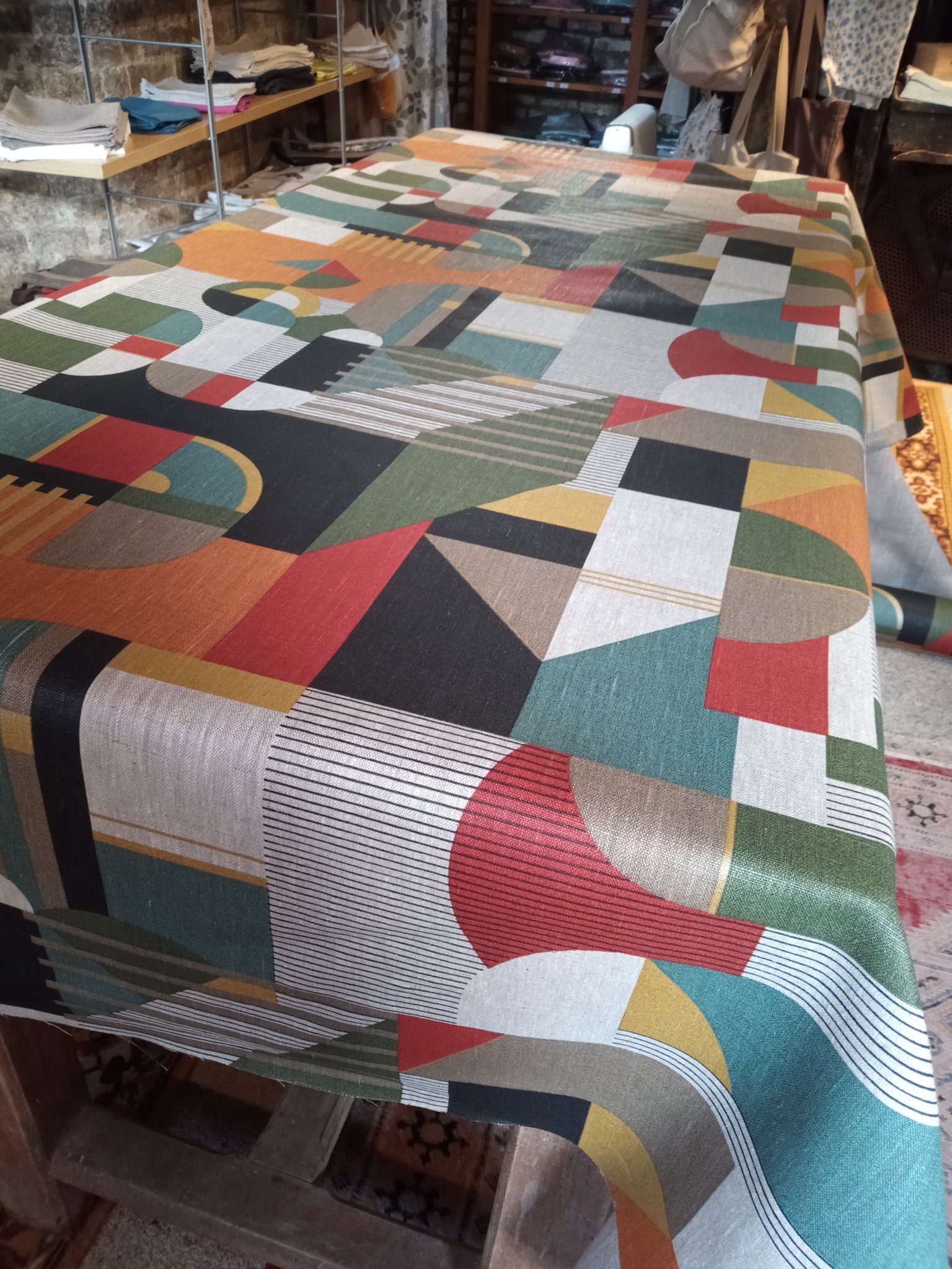 Le grenier du lin Nappe en lin tissu "Delaunay"