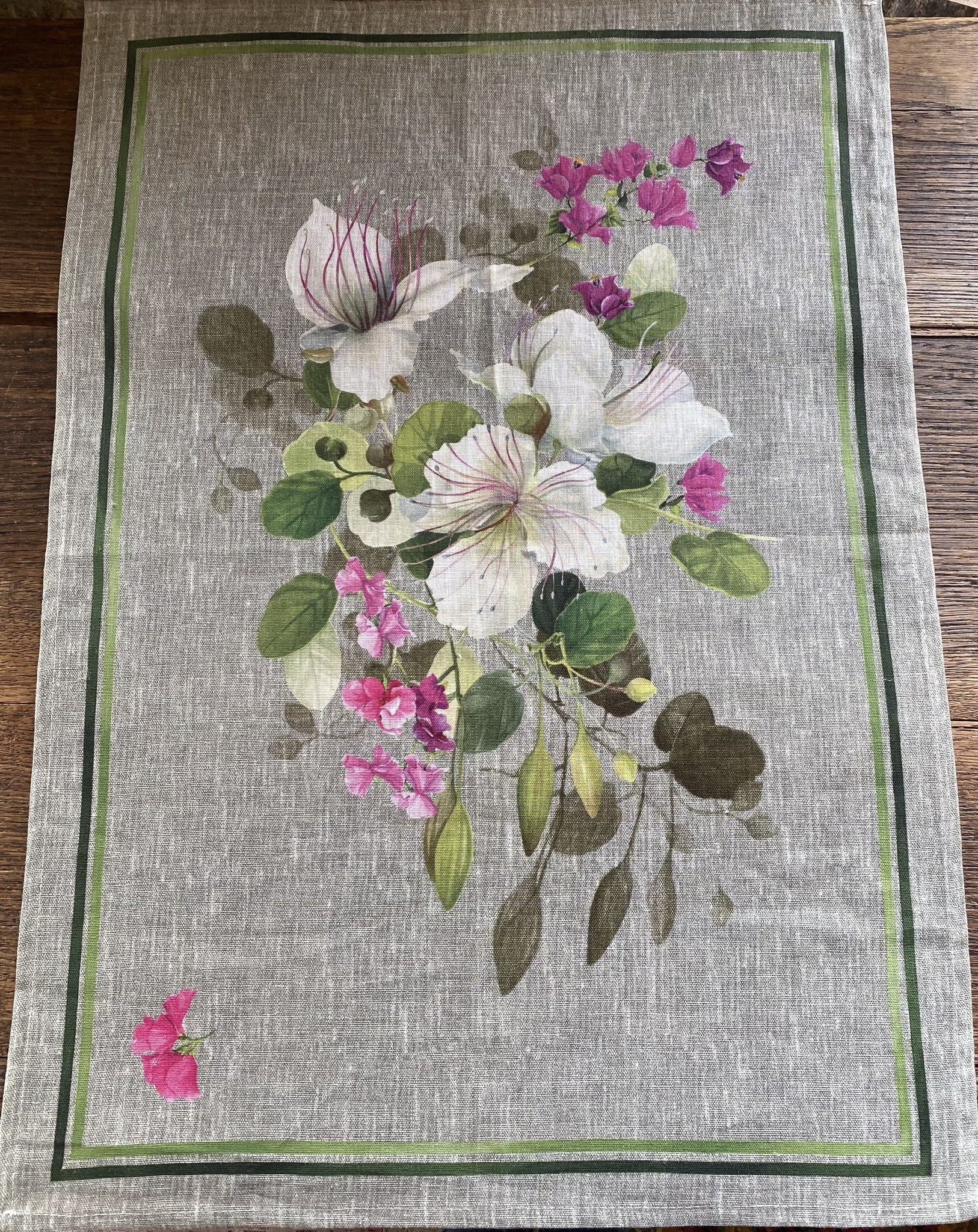 Biscondola verde" linen tea towel