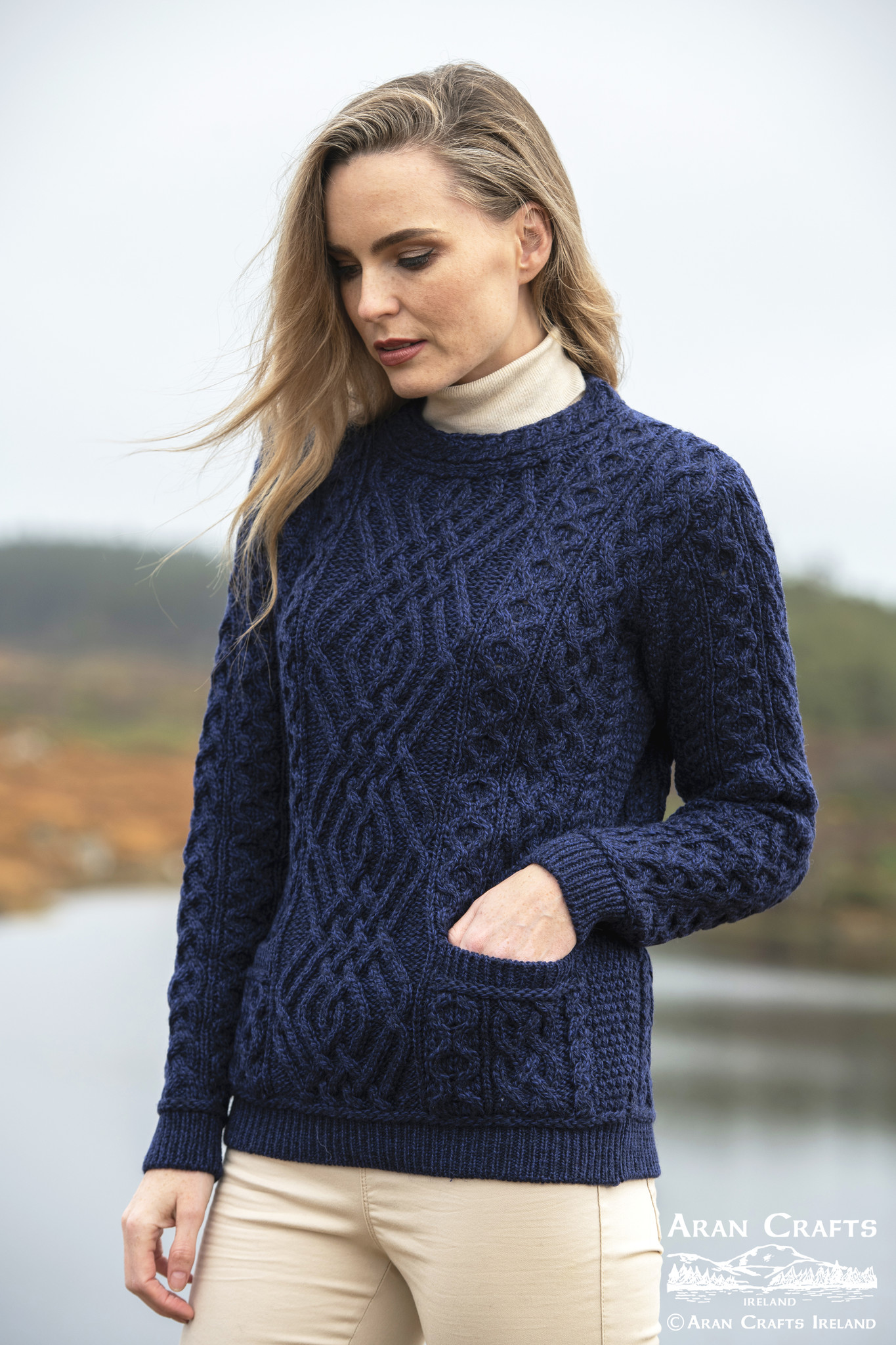 aran craft Pull  irlandais avec poche cong C4443