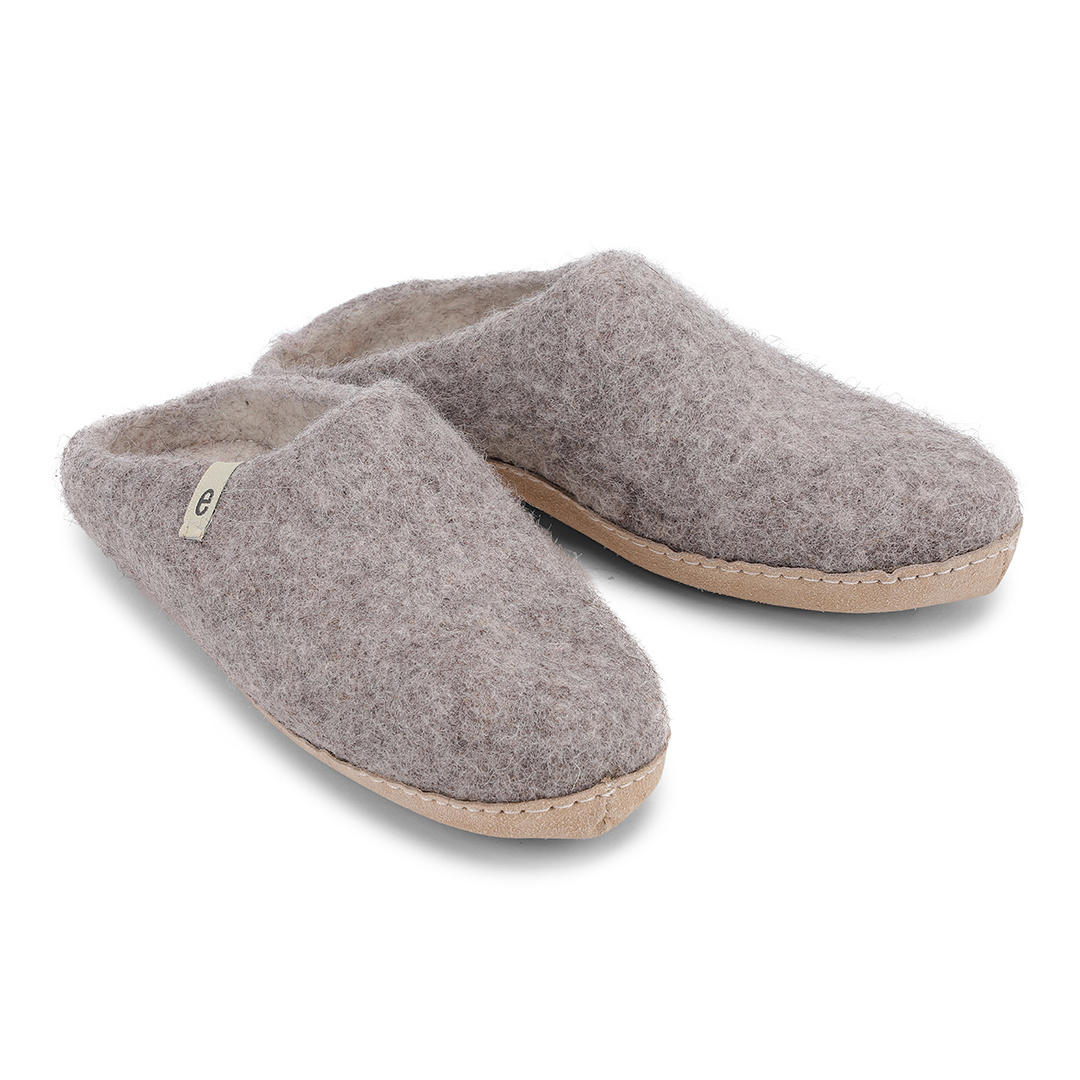 egos Chaussons en laine bouillie gris