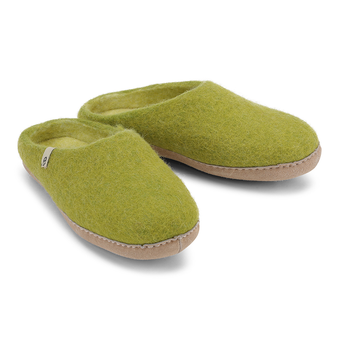 egos Moss green boiled wool slippers