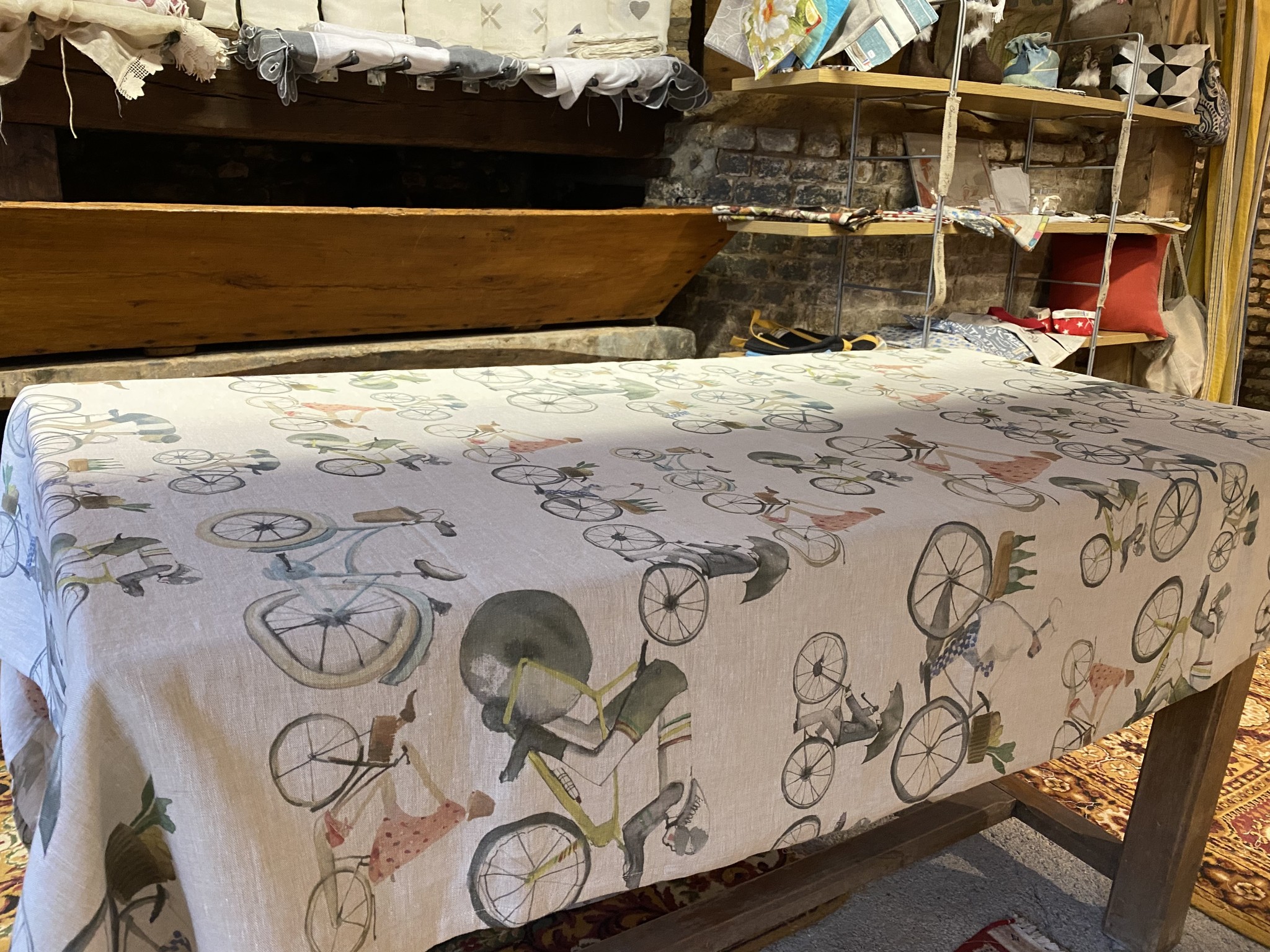 Le grenier du lin Bicycle linen tablecloth