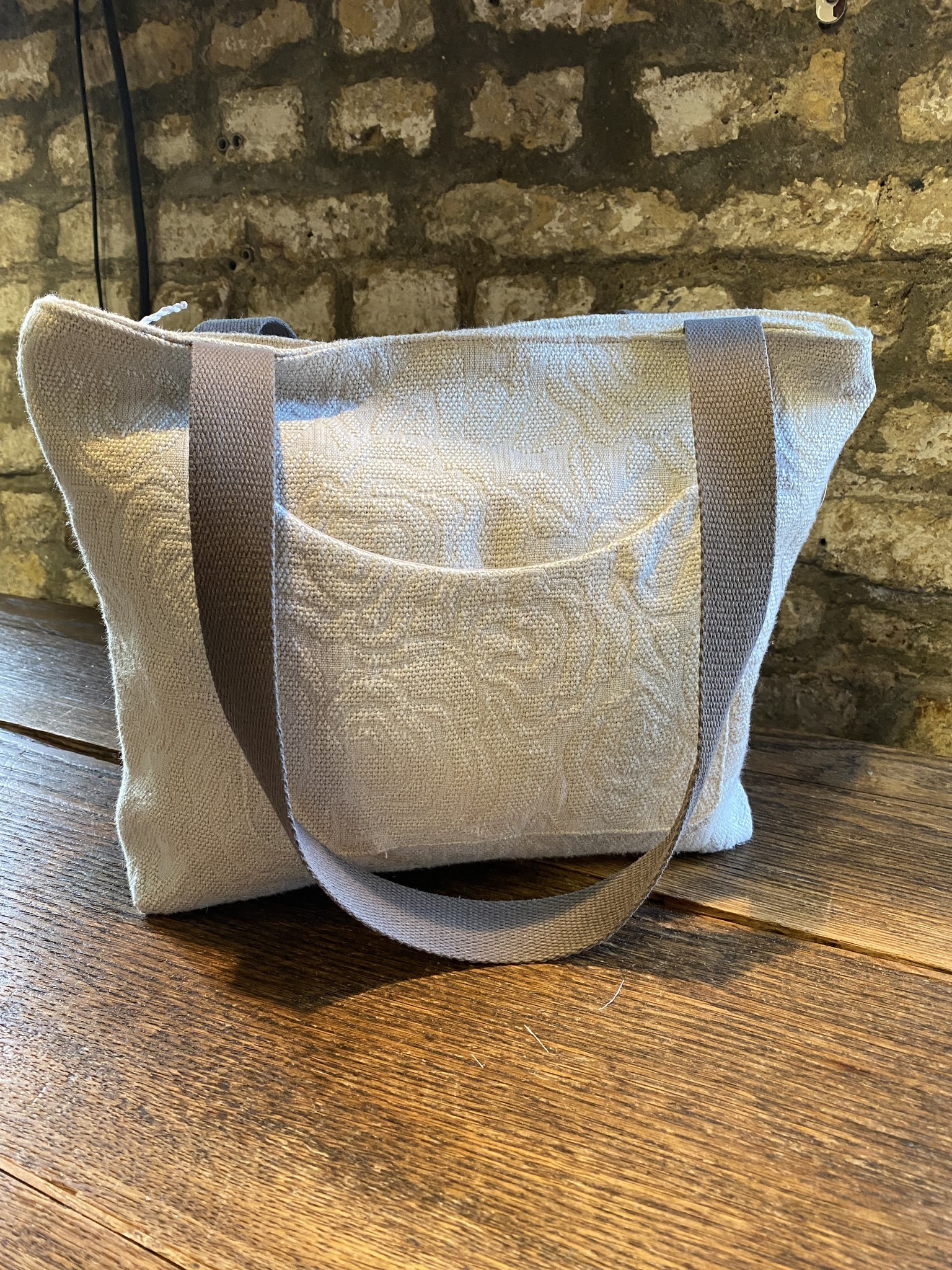 Le grenier du lin sac damassé  en lin avec poche gris perle