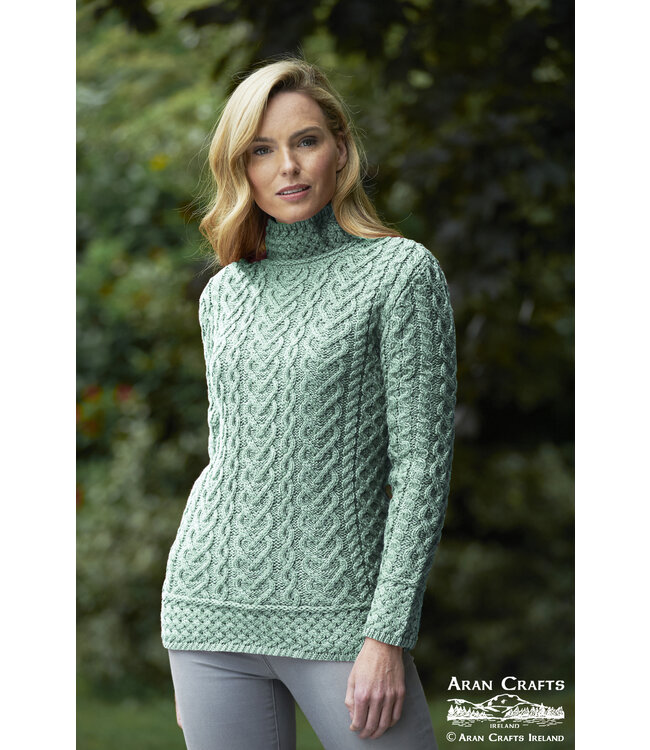 aran craft "THE HEARTS  / C4767" Ierse trui met opstaande kraag