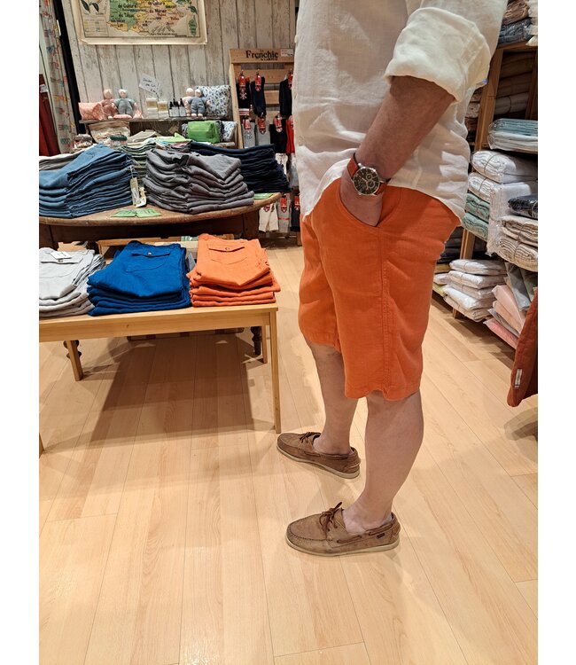 Le grenier du lin Bermuda shorts in burnt linen