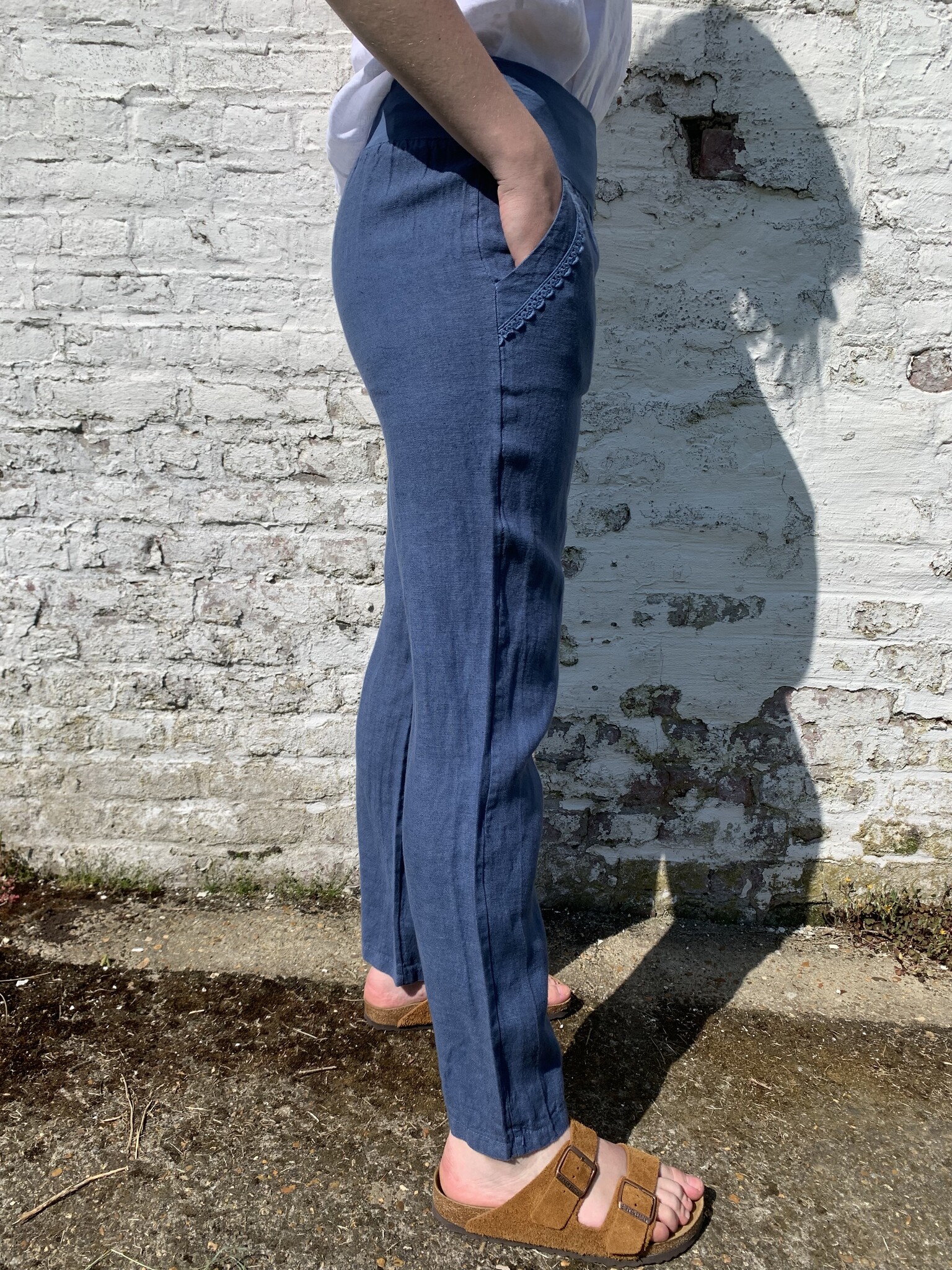 women's linen trousers with elastic waistband