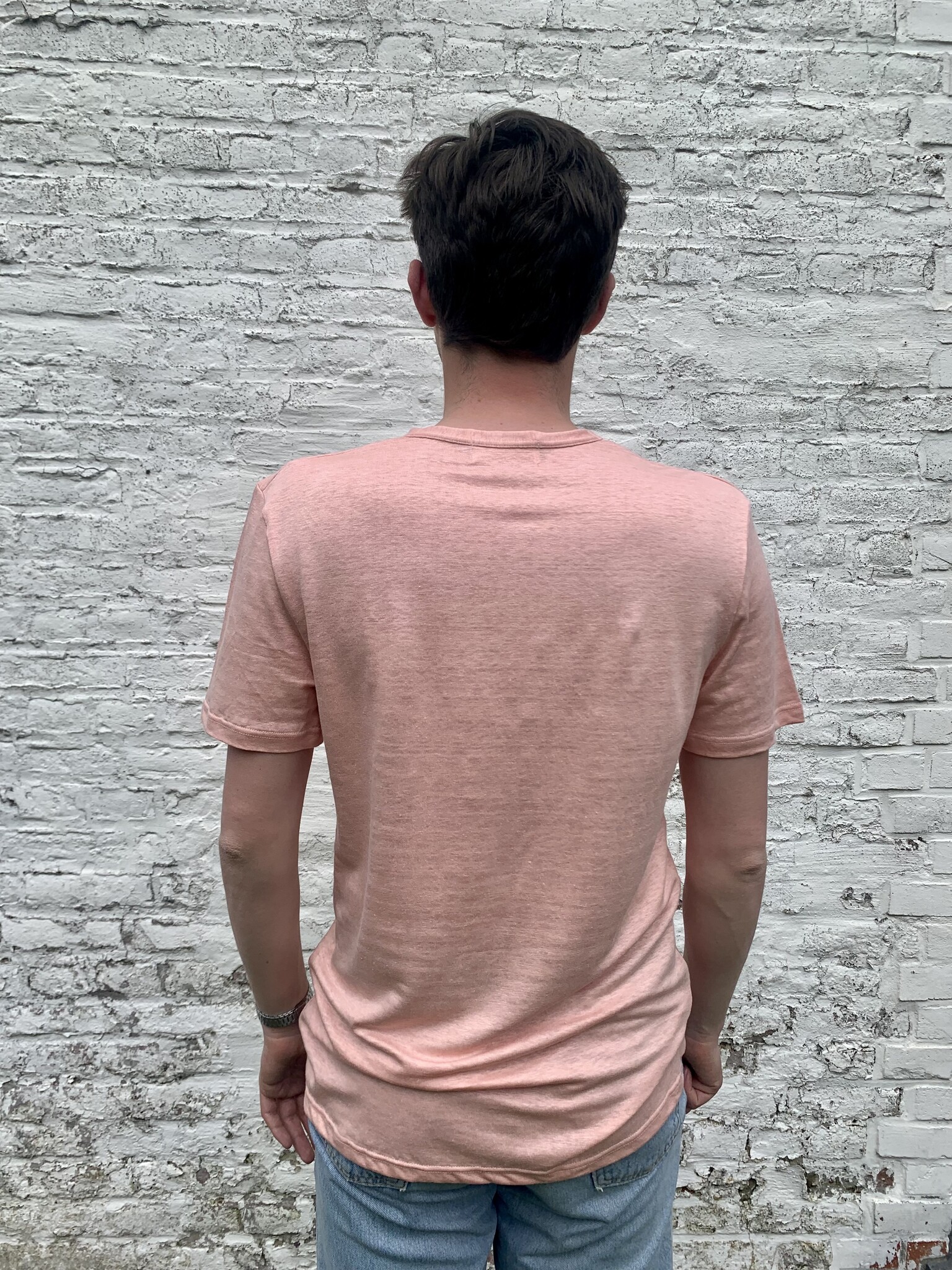 achel Gebreid heren-T-shirt van linnen met roze ronde hals