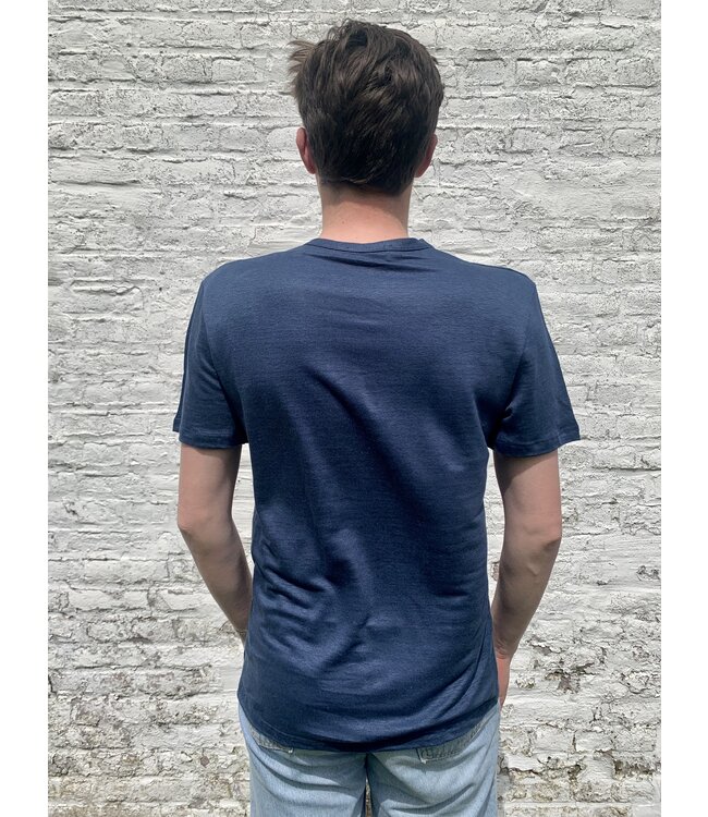 achel Gebreid heren-T-shirt van linnen met marineblauwe ronde hals