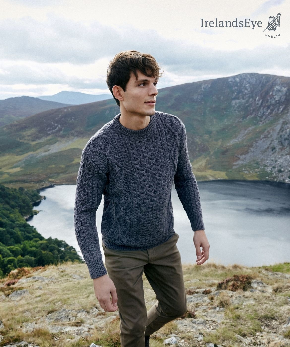 Irelandseye Round-neck Irish jumper FEARNOG A907