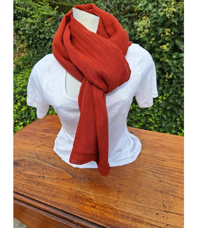 Mixed scarf in rust-coloured linen