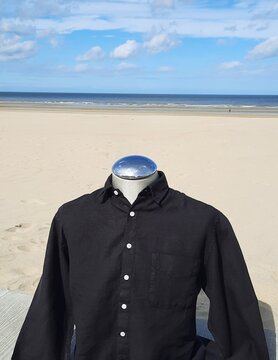 Le grenier du lin long-sleeved linen shirt, black