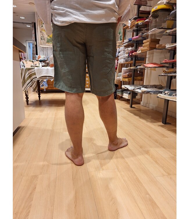 Le grenier du lin Olive linen Bermuda shorts