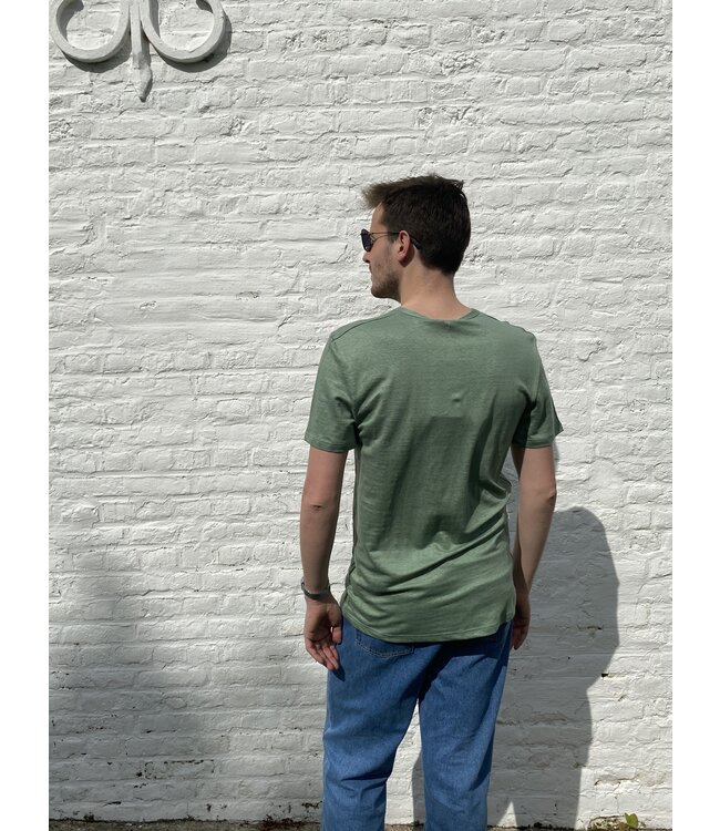 achel Men's linen knit t-shirt with round sage collar