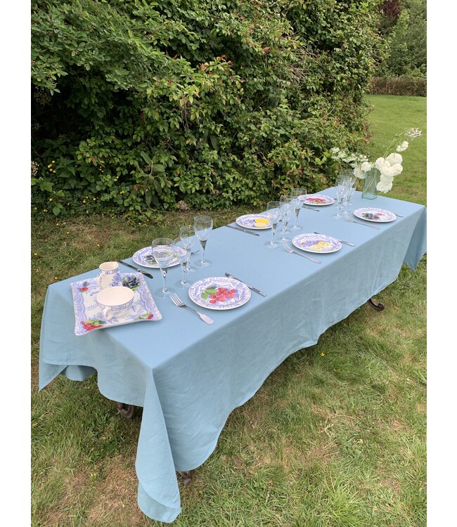 Le grenier du lin Siena Celadon linen tablecloth