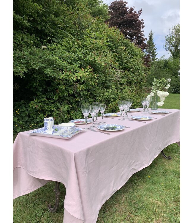 Le grenier du lin Powder pink Siena linen tablecloth