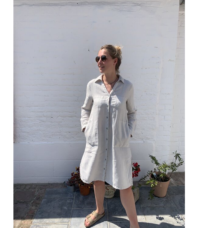 Le grenier du lin ANAIS craie linnen jurk