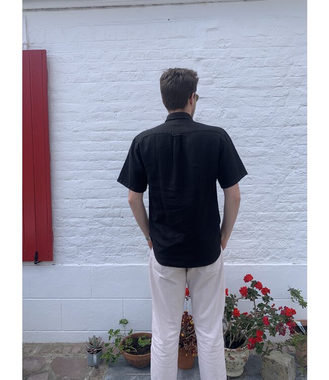 Le grenier du lin Black short-sleeved linen shirt