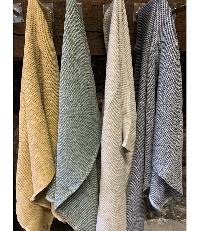 Le grenier du lin pure linen yellow honeycomb bath towel