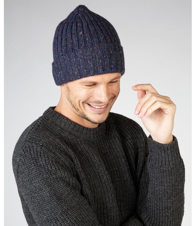 Bonnet en laine A682