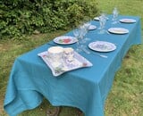 Comment bien choisir sa nappe en lin (tailles, formes, conseils)