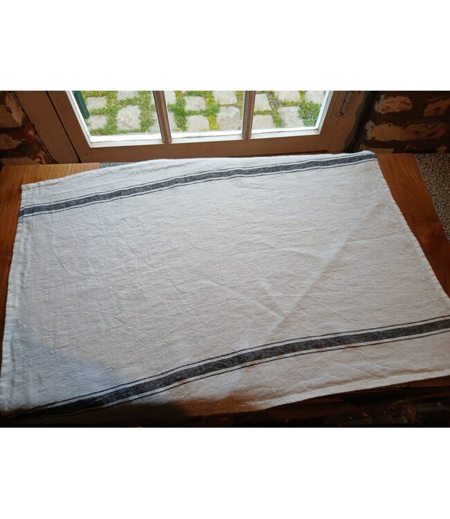 ZONZA linen tea towel
