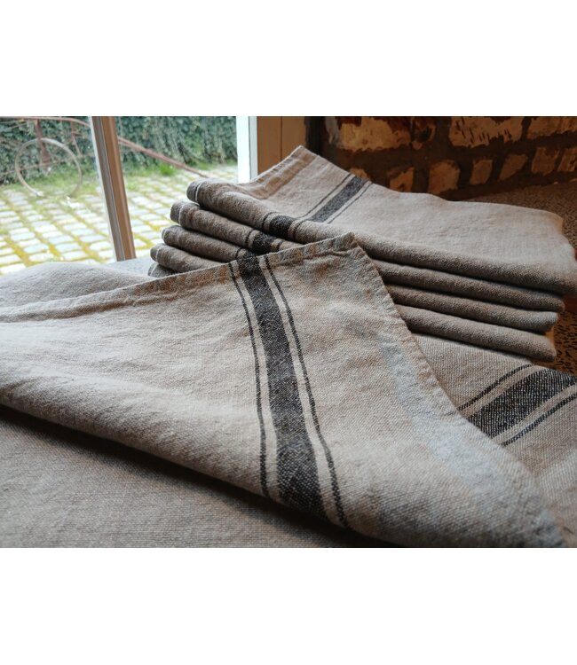 ZONZA linen tea towel