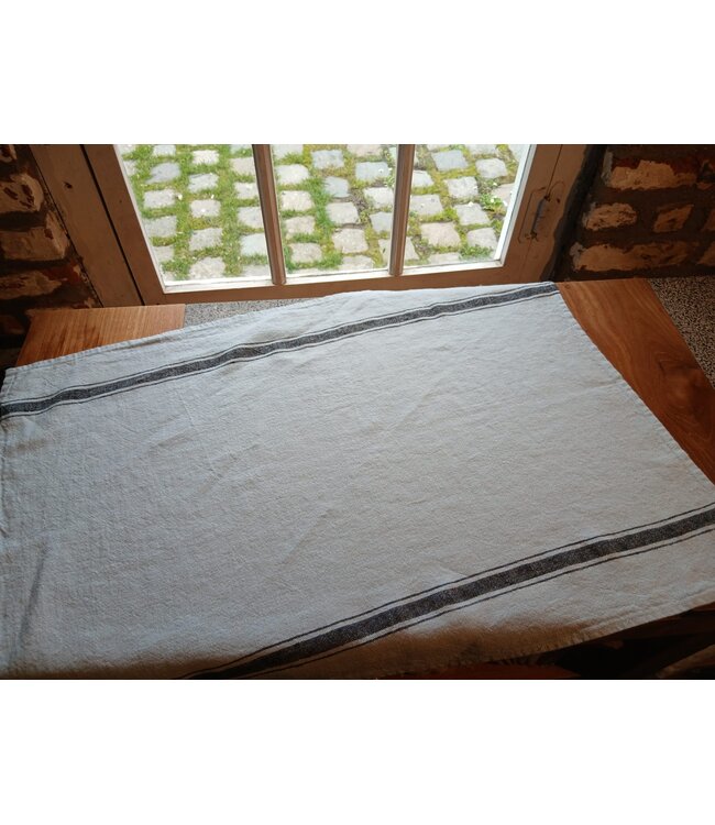 ZONZA linen tea towel