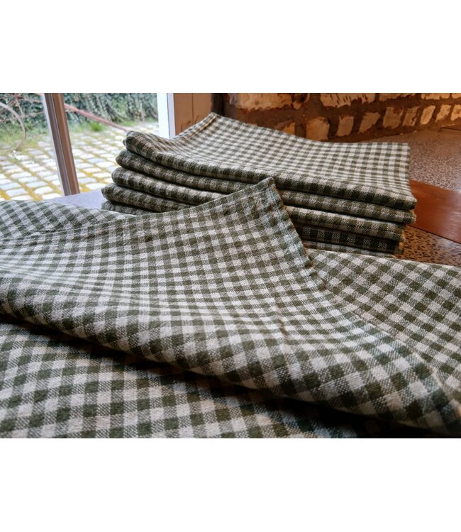 PIANA linen tea towel