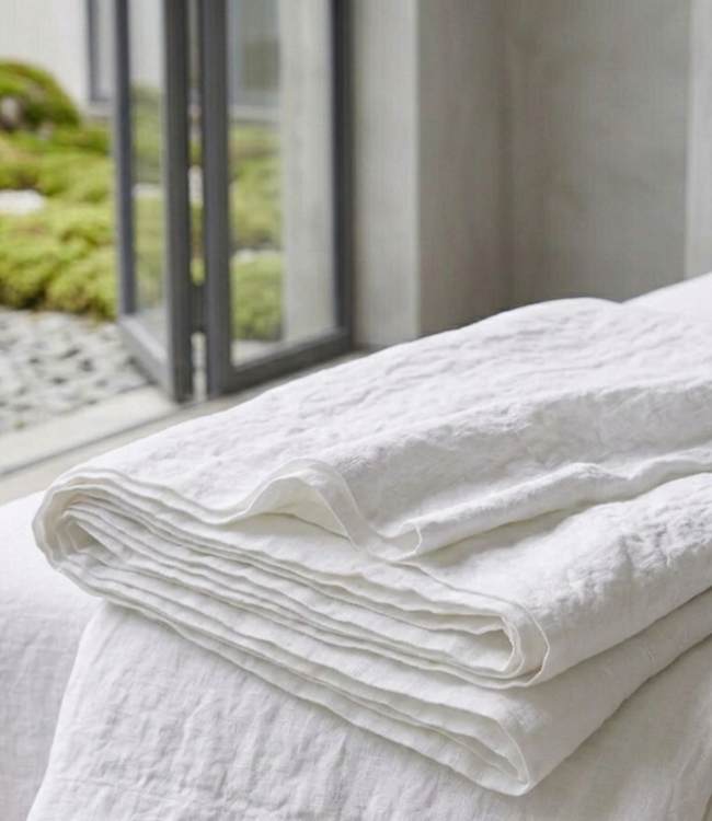 Drap plat en lin blanc