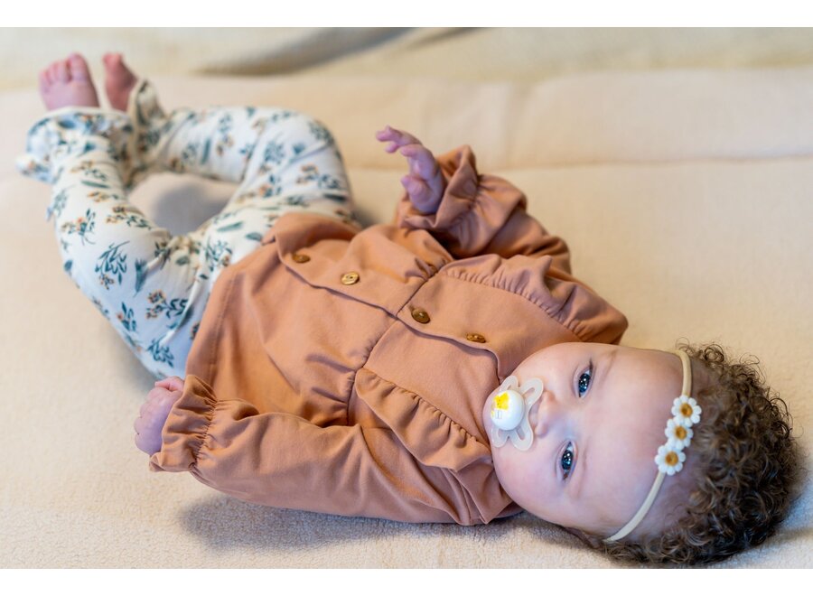 Cardigan Ruffle, Toasted Nut
