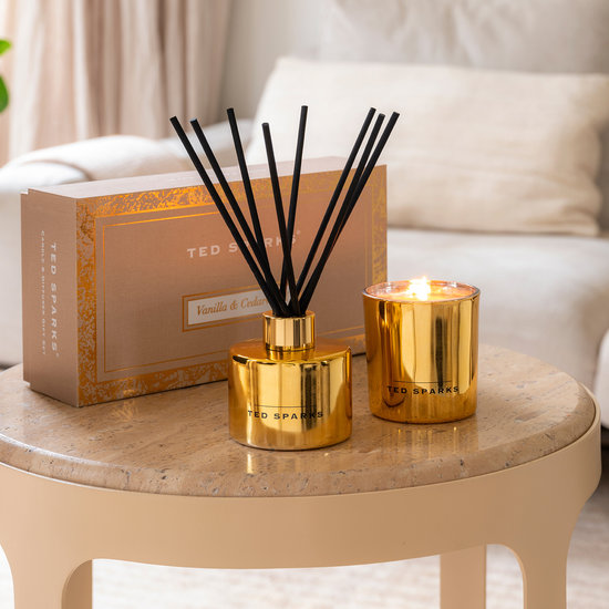 TED SPARKS - Candle & Diffuser Gift Set-Vanilla & Cedarwood